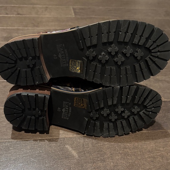 NWOB L’Artiste Fantastic Booties in Red Multi Color - Picture 6 of 6